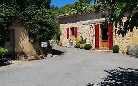 Holli Cottage - Charming 2 Bedrooms With Terrace.
